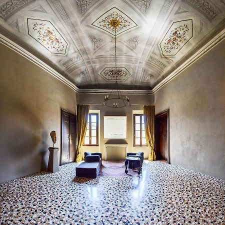 XVIII Century Palazzo Ravena Exterior foto